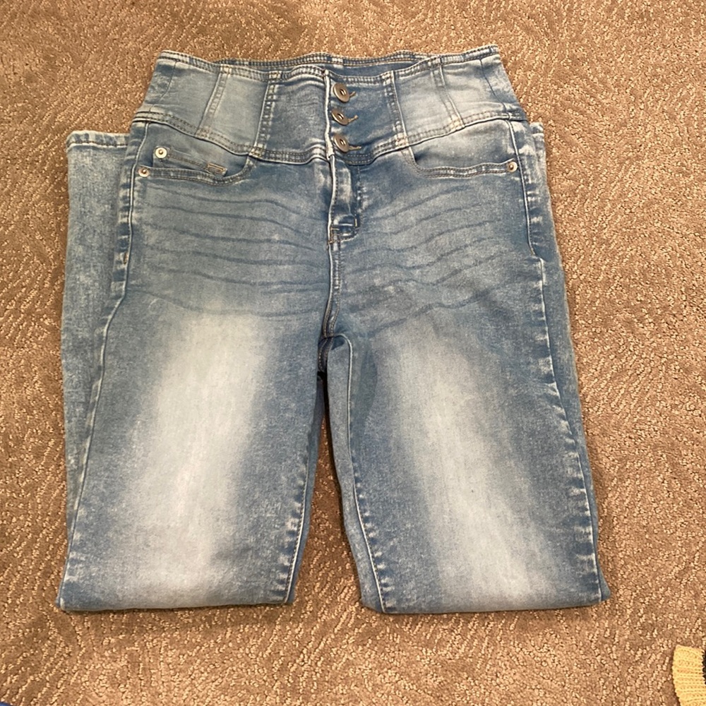 No boundaries  skinny jean washed jeans